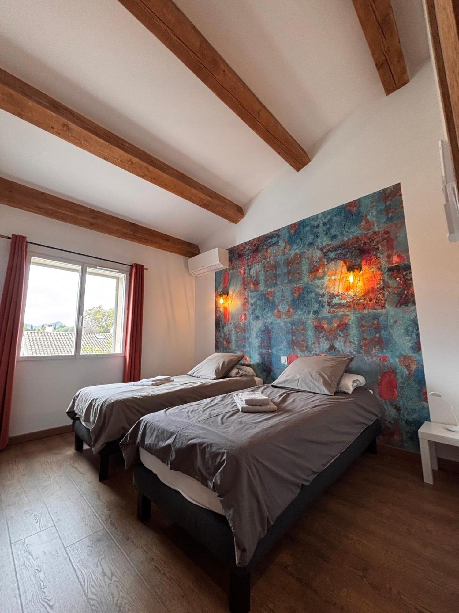 Superbe Villa Neuve A 5 Mn Du Centre Saint-Rémy-de-Provence Екстериор снимка
